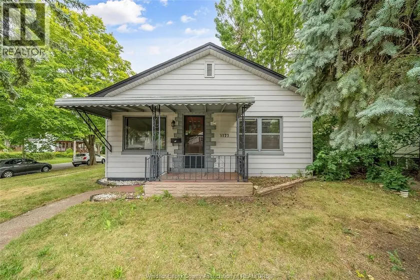 Detached at 3173 WYANDOTTE West, Windsor