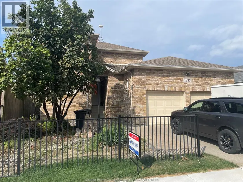 Detached at 1833 ST . LUKE ROAD, Windsor