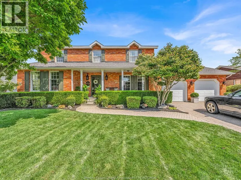 Detached at 2998 ST LUKE CRESCENT, Kingsville