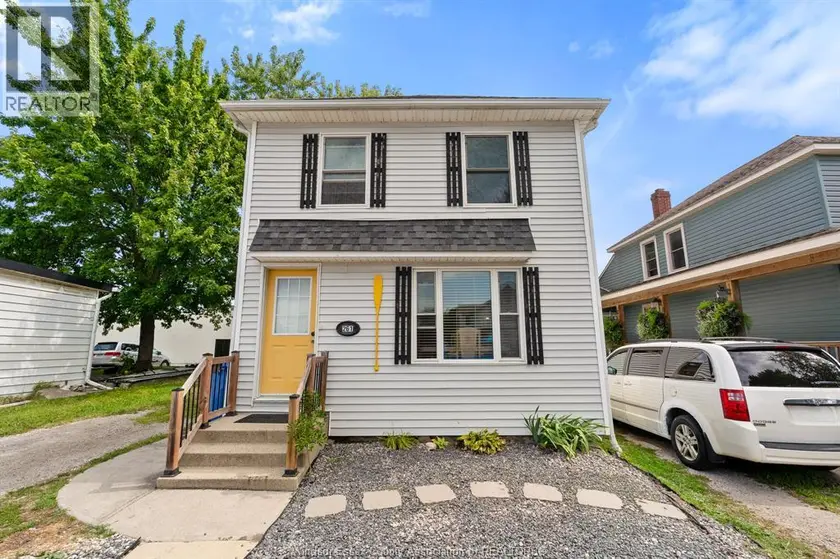 Detached at 261 Bathurst STREET, Amherstburg