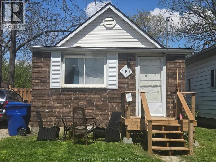 Detached at 161 Wellington STREET East, Chatham