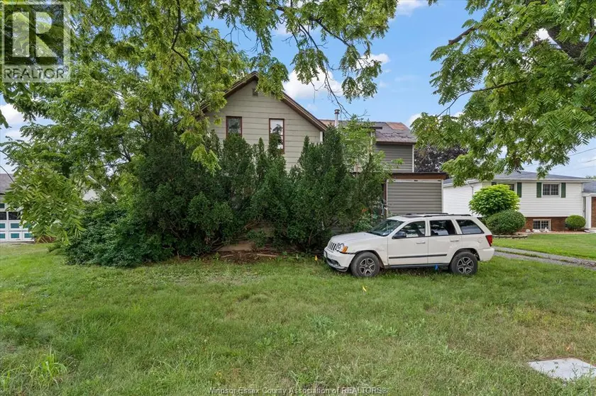 Detached at 12122 INTERSECTION ROAD