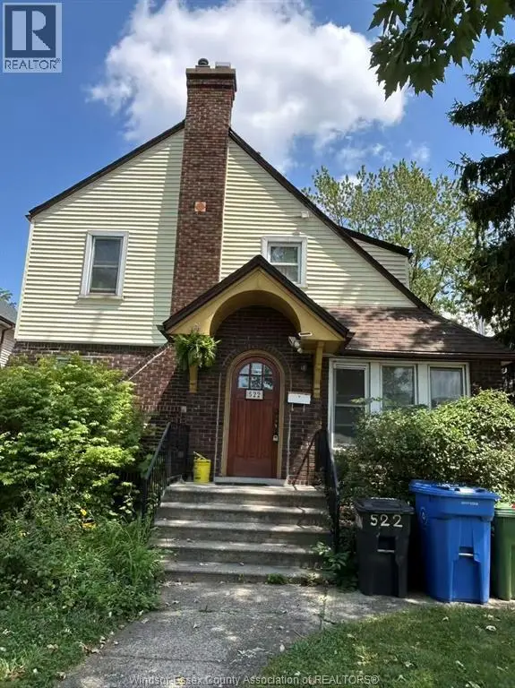 Detached at 522 askin, Windsor