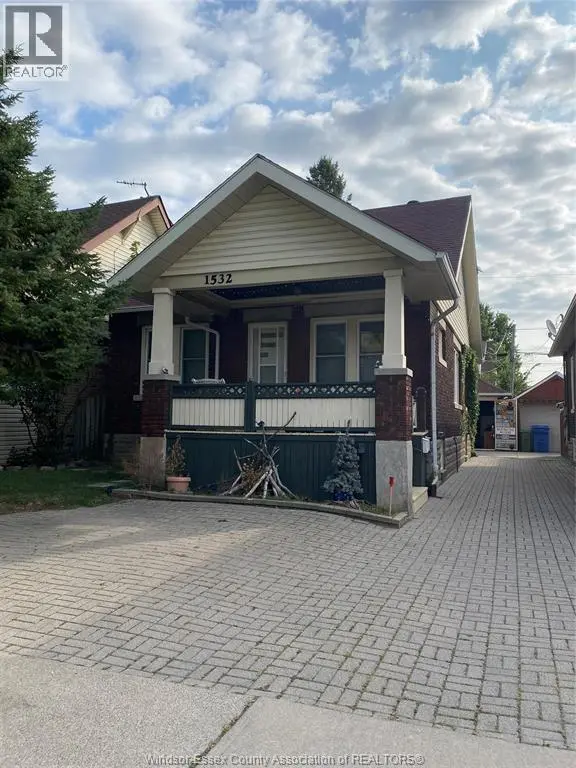 Detached at 1532 DUFFERIN AVENUE, Windsor