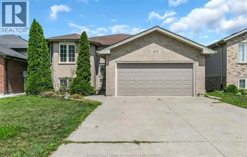 Semi-Detached/Link at 692 DYNASTY, Windsor