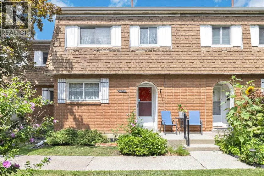 Townhouse at 5541 Empress, Windsor