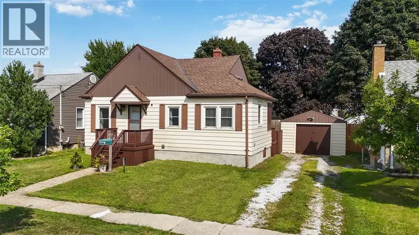 Detached at 322 COTTERBURY STREET, Sarnia