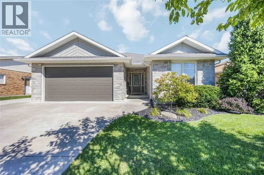 Detached at 1040 FINCH DRIVE, Sarnia