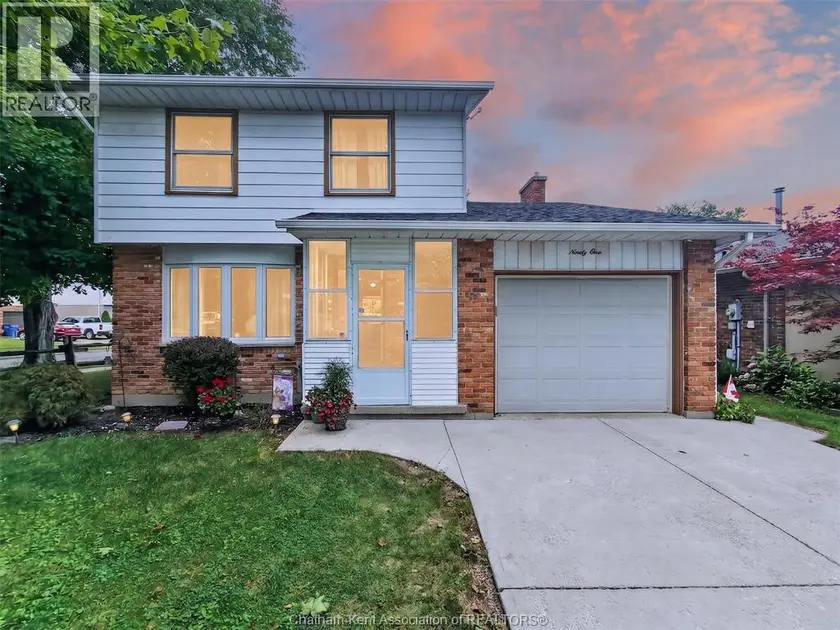 Detached at 91 Northland DRIVE, Chatham