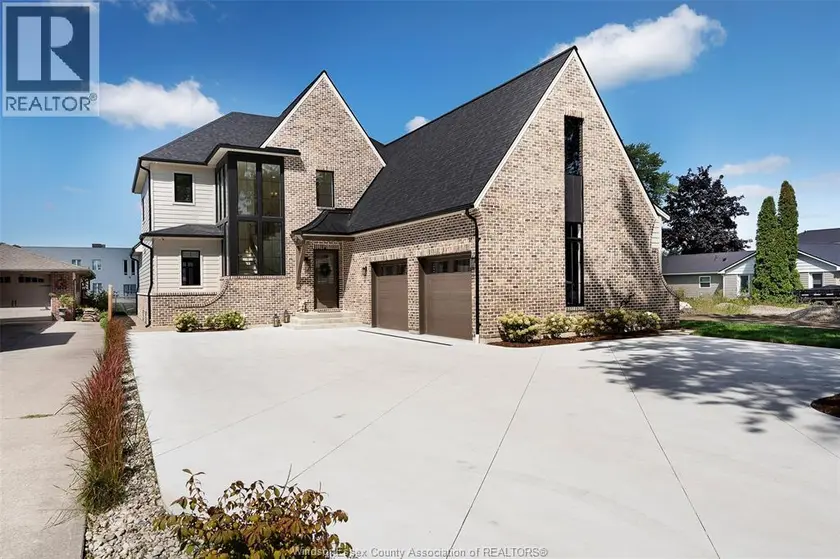 Detached at 457 ARLINGTON BOULEVARD, Tecumseh