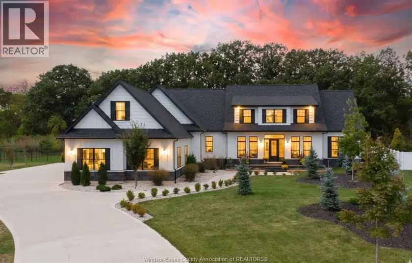 Detached at 36 YORK BOULEVARD, Kingsville