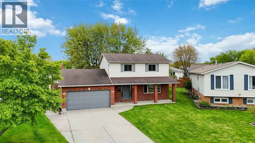 Detached at 1516 HENLEY CRESCENT, Sarnia