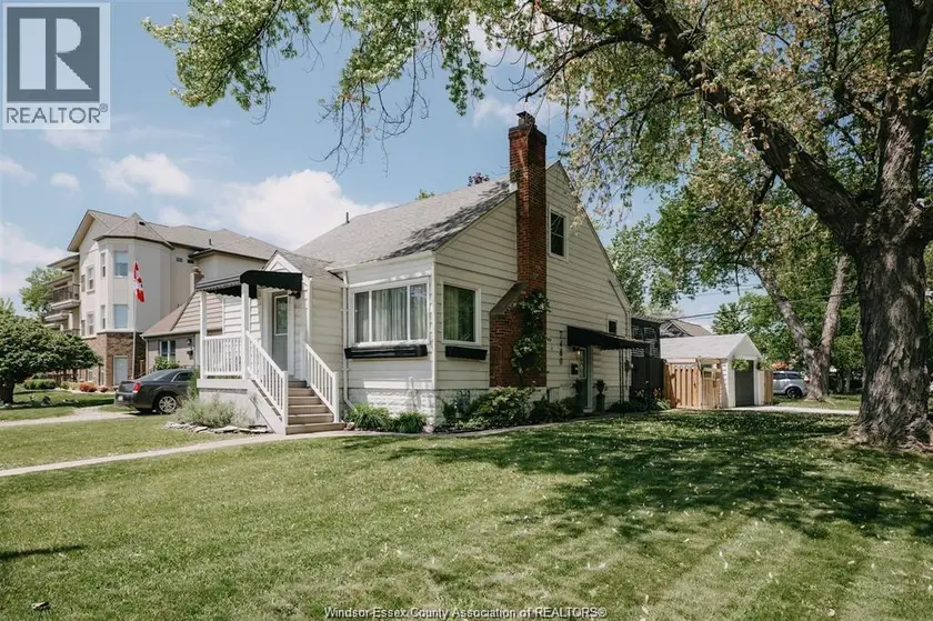Detached at 7480 WYANDOTTE STREET, Windsor