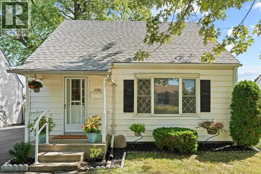 Detached at 1336 PARTINGTON, Windsor