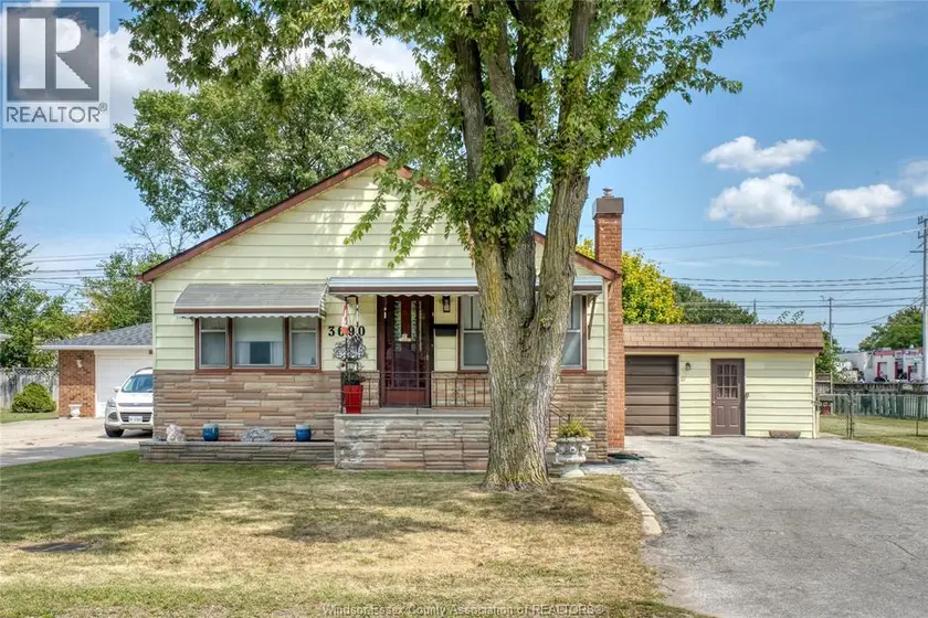 Detached at 3690 TURNER ROAD, Windsor