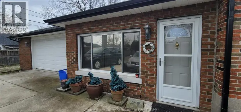 Detached at 3500 DOMINION BOULEVARD Unit# BASEMENT, Windsor