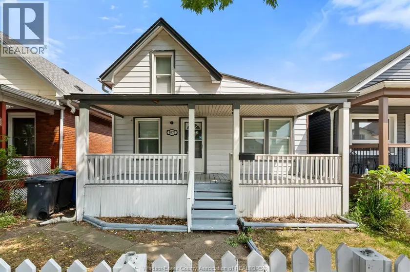 Detached at 1074 HICKORY ROAD, Windsor