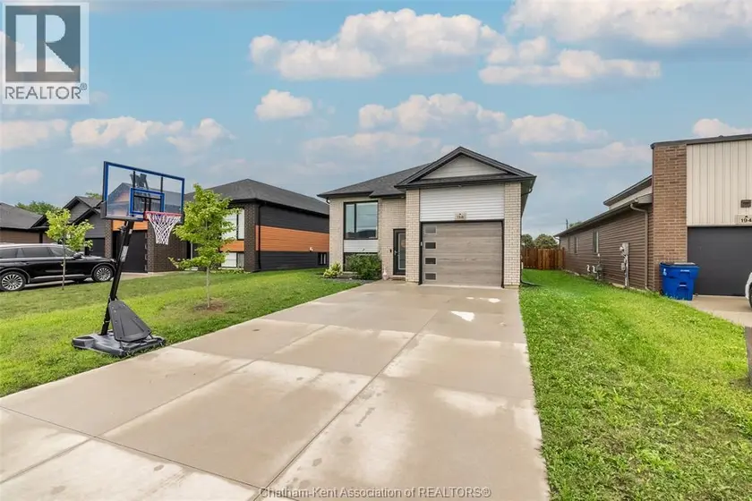 Detached at 198 Moonstone CRESCENT, Chatham