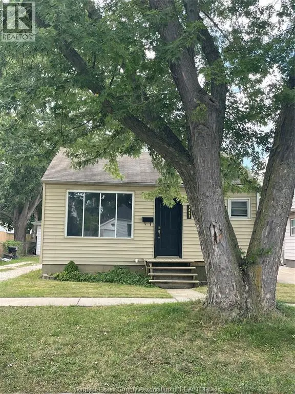 Detached at 1423 AUBIN ROAD, Windsor