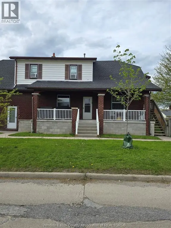 Detached at 2296 CHANDLER Unit# UNIT 2, Windsor