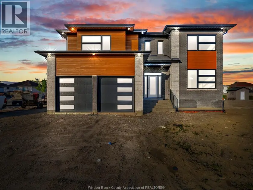 Detached at 3672 SUTTON AVENUE, Windsor