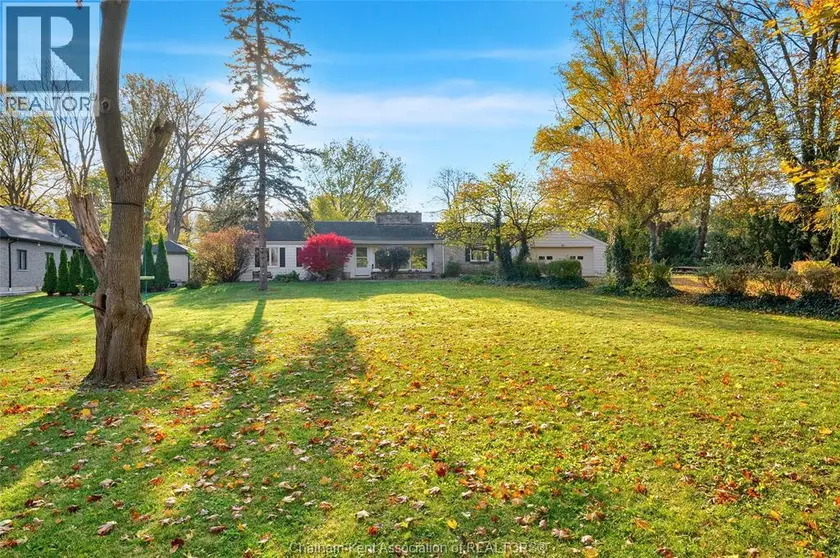 Detached at 6 Devon DRIVE, Chatham