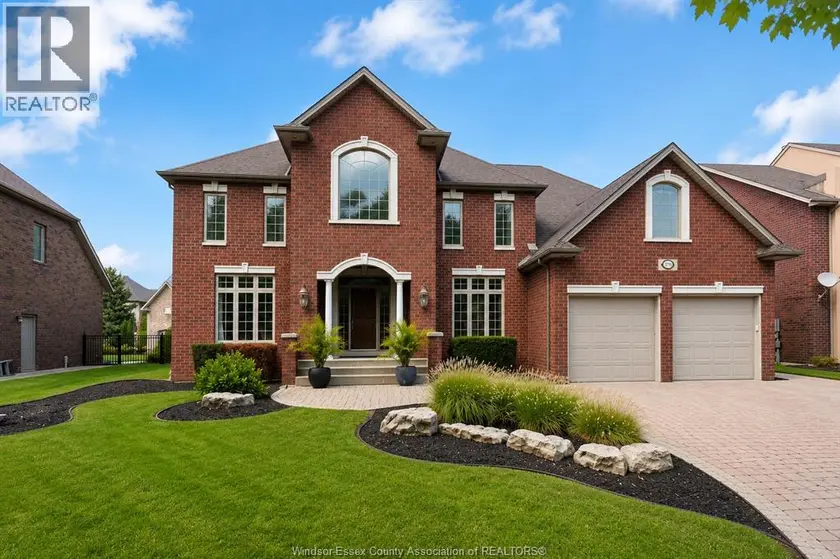 Detached at 1270 Lyoness, LaSalle