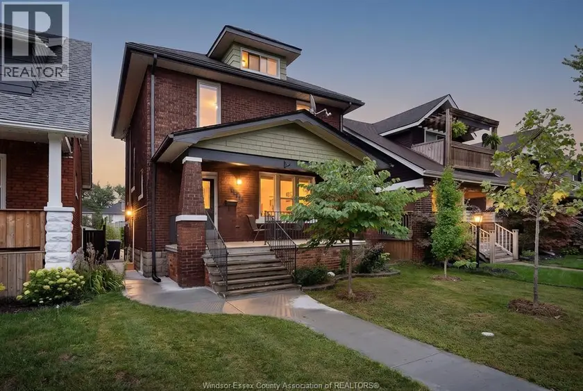 Detached at 1460 MOY, Windsor