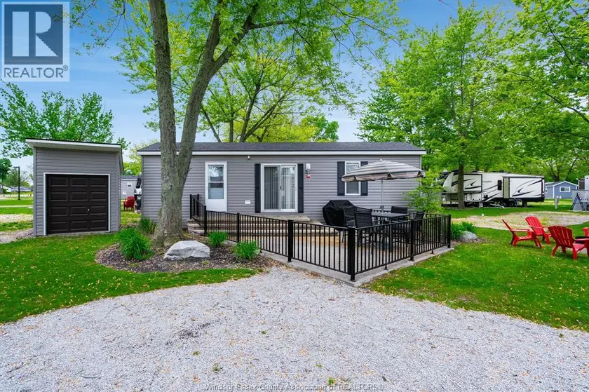 Detached at 981 County Rd 2 Unit# 522, Lakeshore