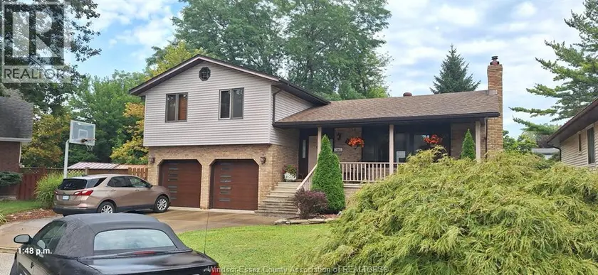 Detached at 1537 ROSATI, LaSalle