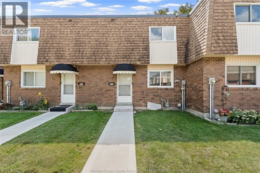 Townhouse at 5430 LASSALINE, Windsor