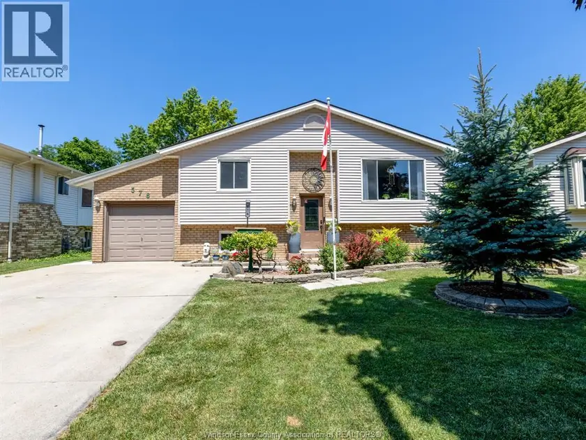 Detached at 576 RICHMOND STREET, Amherstburg