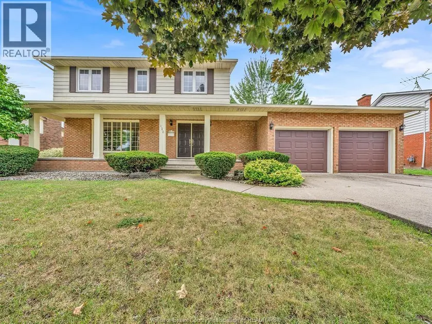 Detached at 132 LYDIA, Amherstburg