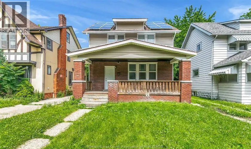 Detached at 346 RANDOLPH, Windsor