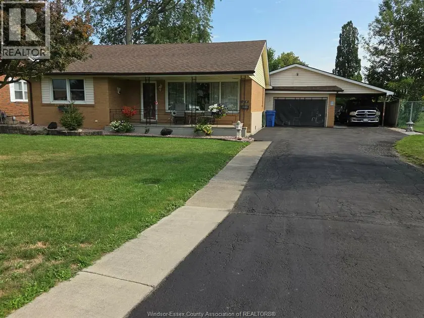 Detached at 12441 RENAUD STREET, Tecumseh