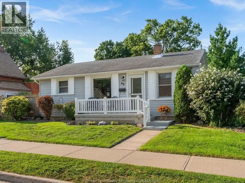 Detached at 99 Pearl STREET West, Kingsville