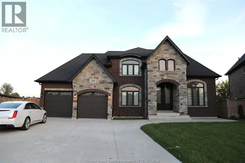 Detached at 220 RAFIH, Lakeshore