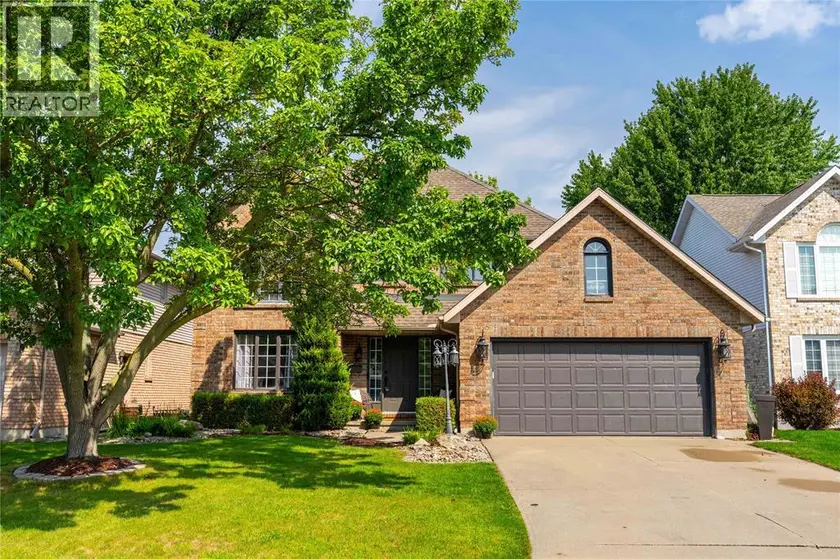 Detached at 2718 SANDFIELD CRESCENT, Sarnia