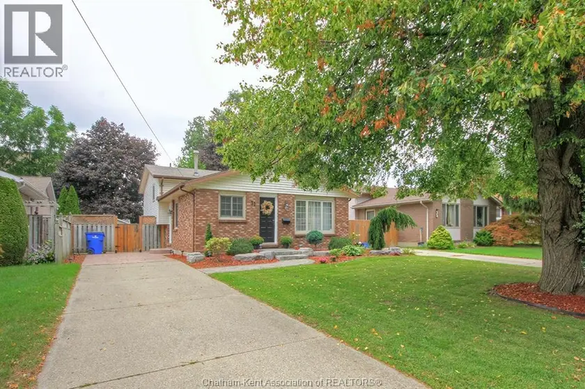 Detached at 31 St. Anthony STREET, Chatham