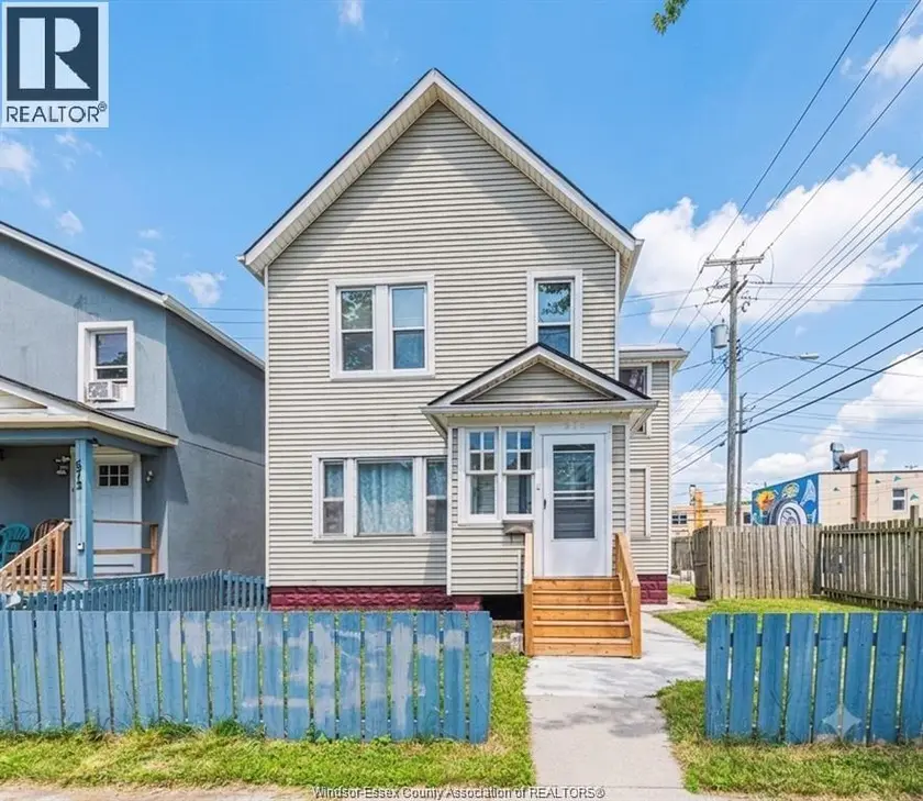 Detached at 576 JANETTE, Windsor