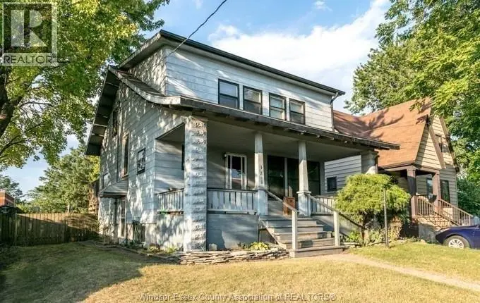 Detached at 328 JOHN B AVENUE, Windsor