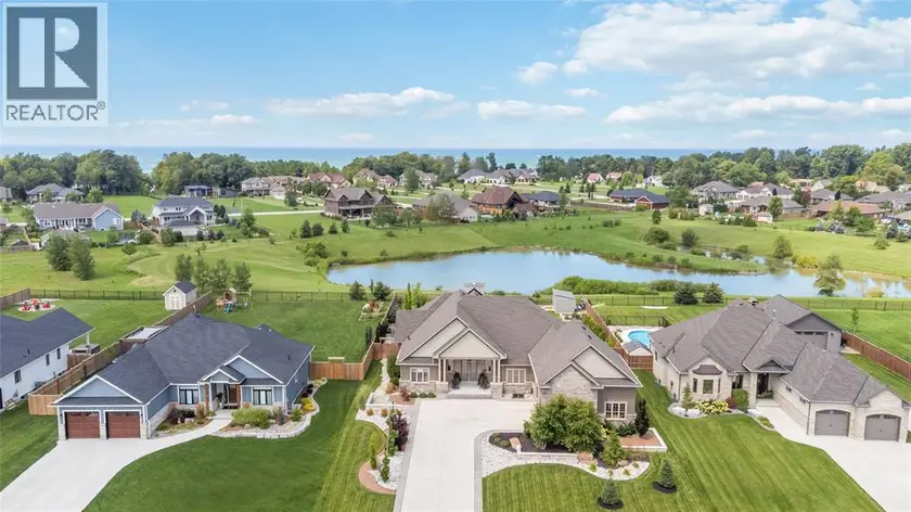 Detached at 4043 VAN BREE DRIVE, Plympton-Wyoming