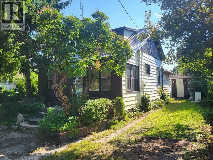 Detached at 19 MONK STREET, Point Edward