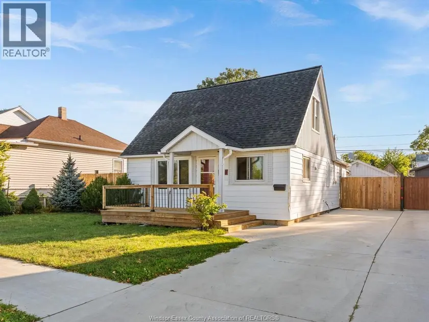 Detached at 1540 ST. LUKE ROAD, Windsor