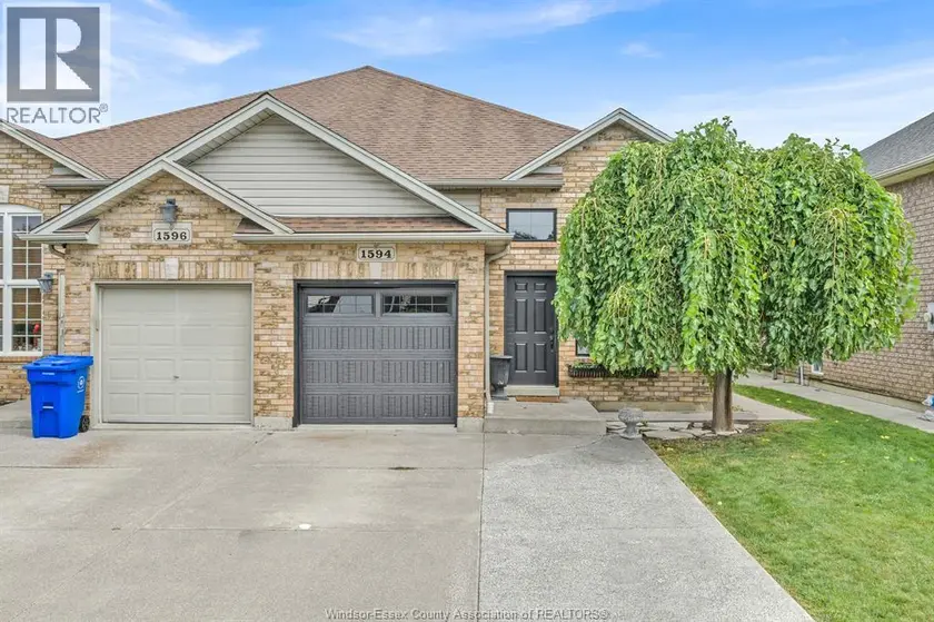 Semi-Detached/Link at 1594 HEATHERGLEN DRIVE, Tecumseh