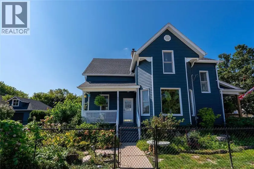 Detached at 224 VIDAL STREET South, Sarnia