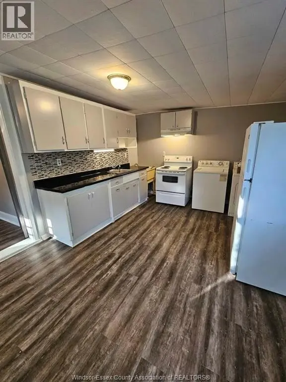 Detached at 4275 WYANDOTTE East Unit# 2, Windsor