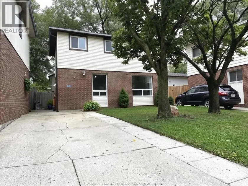 Detached at 1219 AIRE PLACE, Windsor