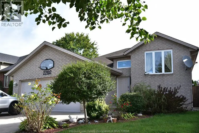 Detached at 2292 Askin, Windsor
