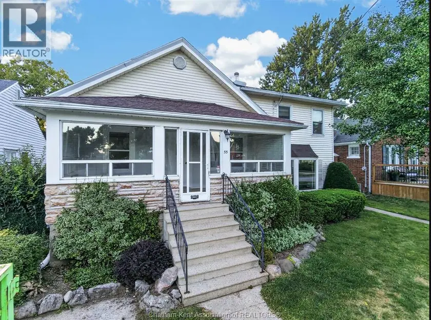 Detached at 55 Prince Arthur AVENUE, Chatham